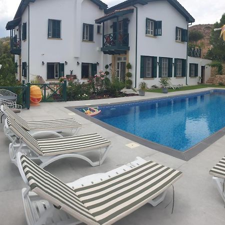 Dervise Mehmet Guest House Lefka  Εξωτερικό φωτογραφία