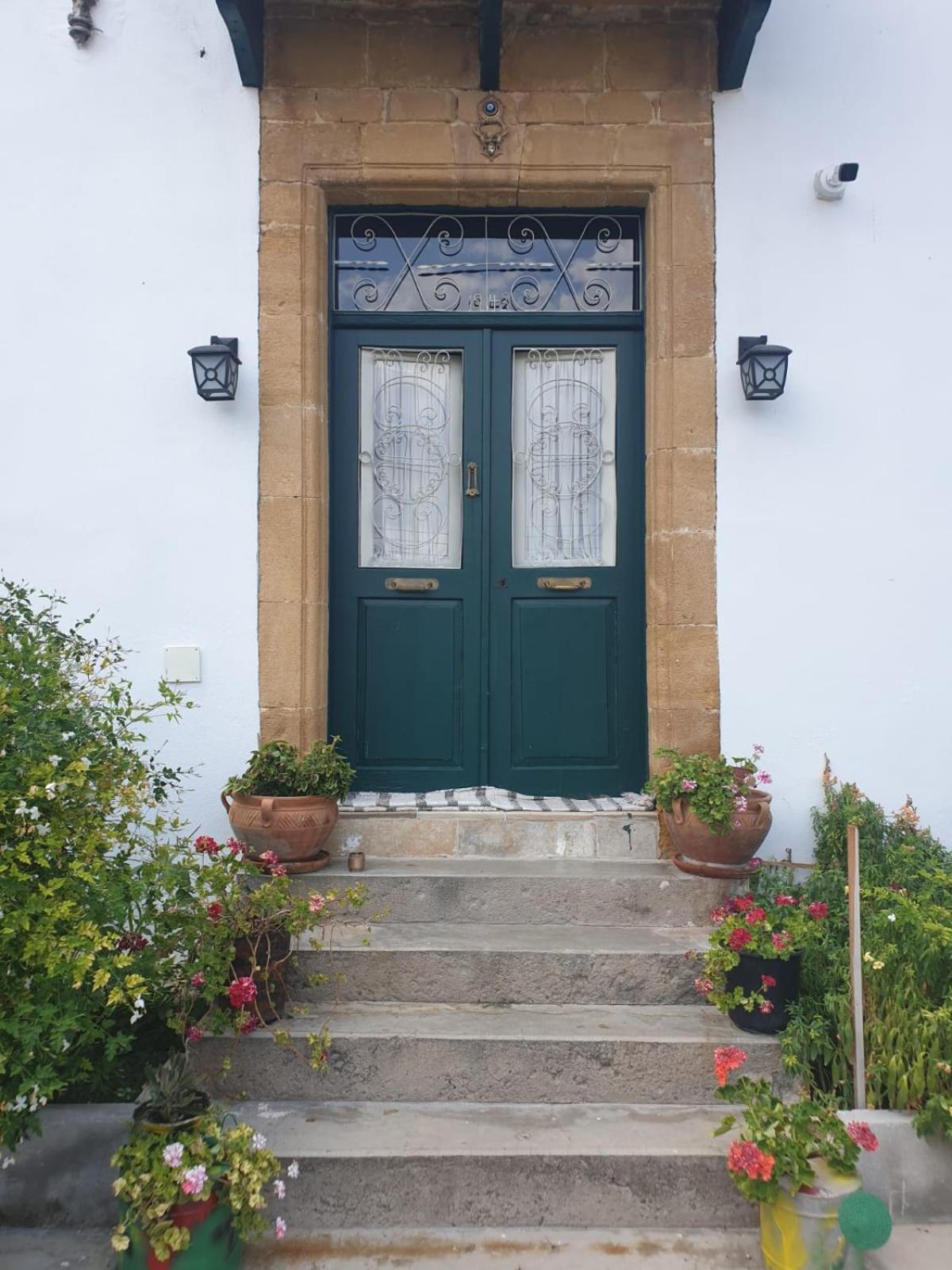 Dervise Mehmet Guest House Lefka  Εξωτερικό φωτογραφία